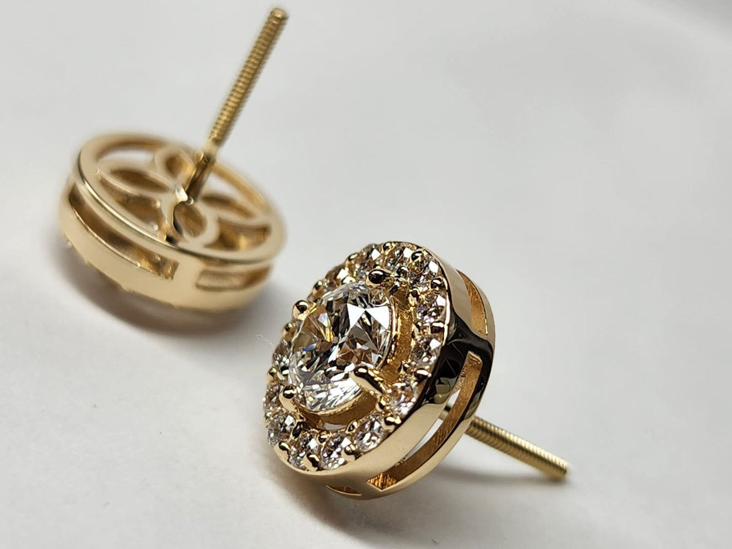 Studs Earrings -2.8 ct Lab Grown Diamonds