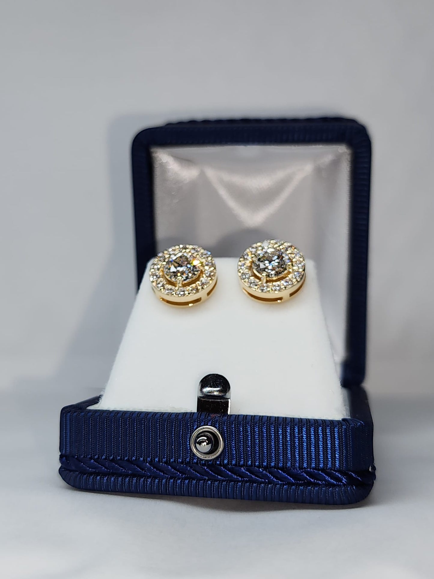 Studs Earrings -2.8 ct Lab Grown Diamonds