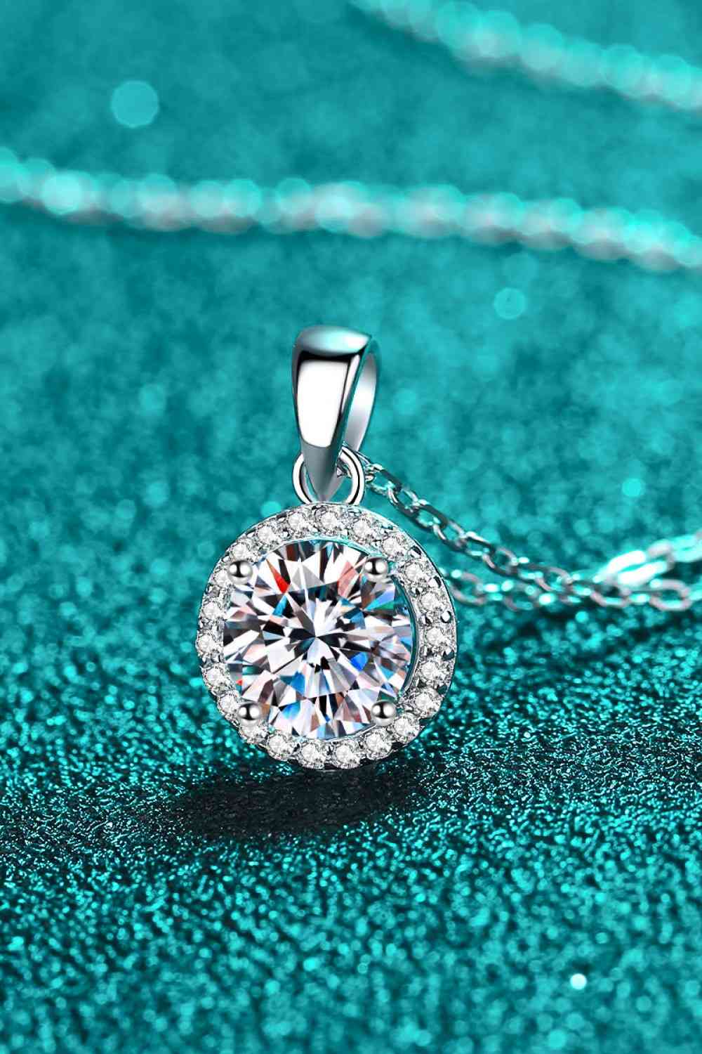 1 Carat Moissanite Round Pendant Chain Necklace