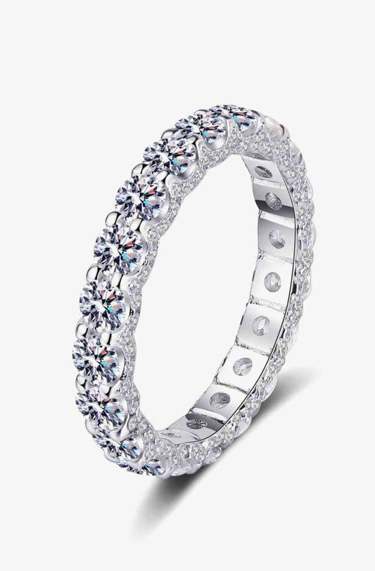 Sparkling Moissanite Band