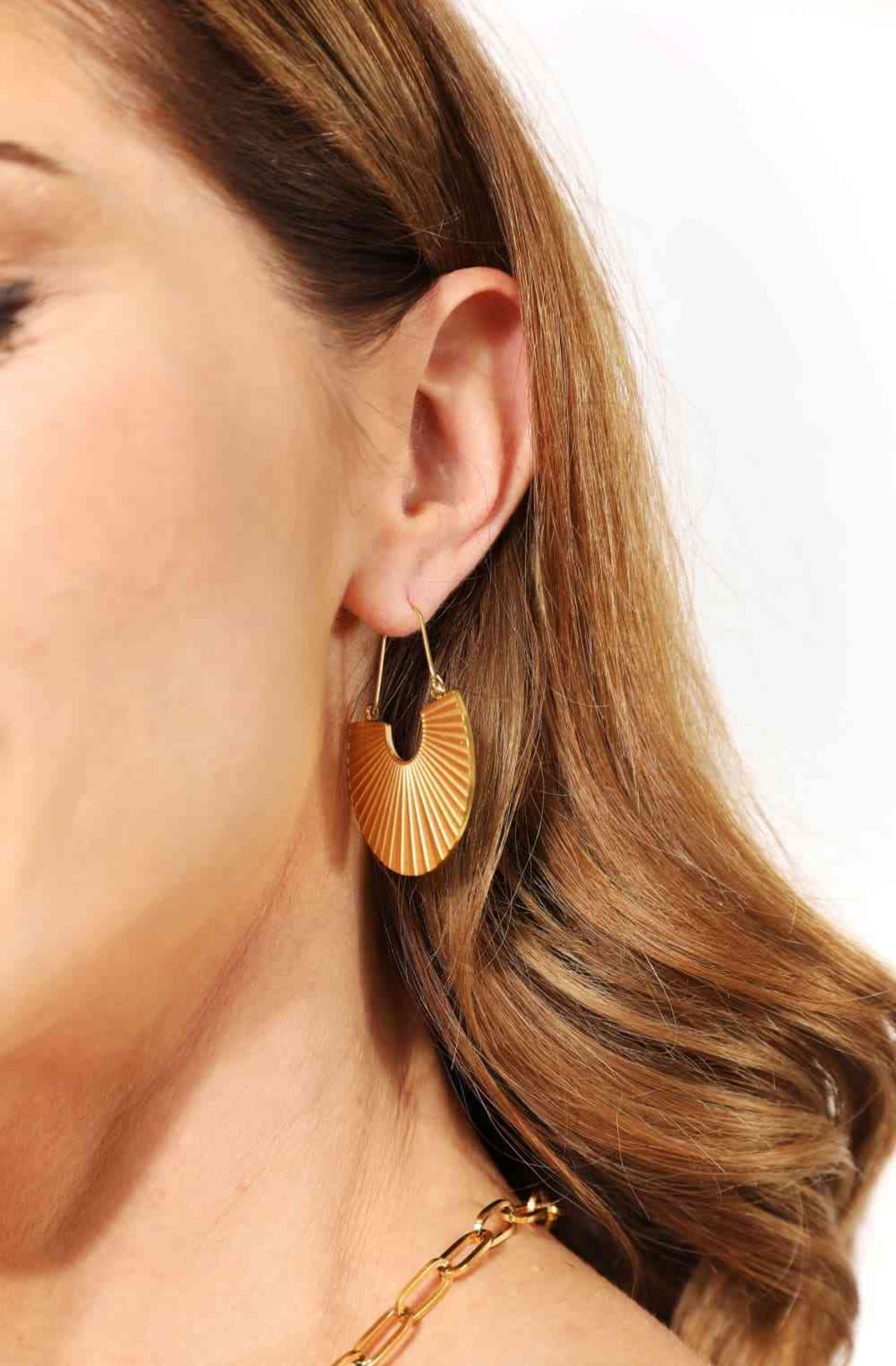 Ribbed Stainless Steel 18K Gold Plated Earrings